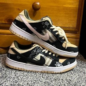 Men’s Nike SB Dunk Low Travis Scott